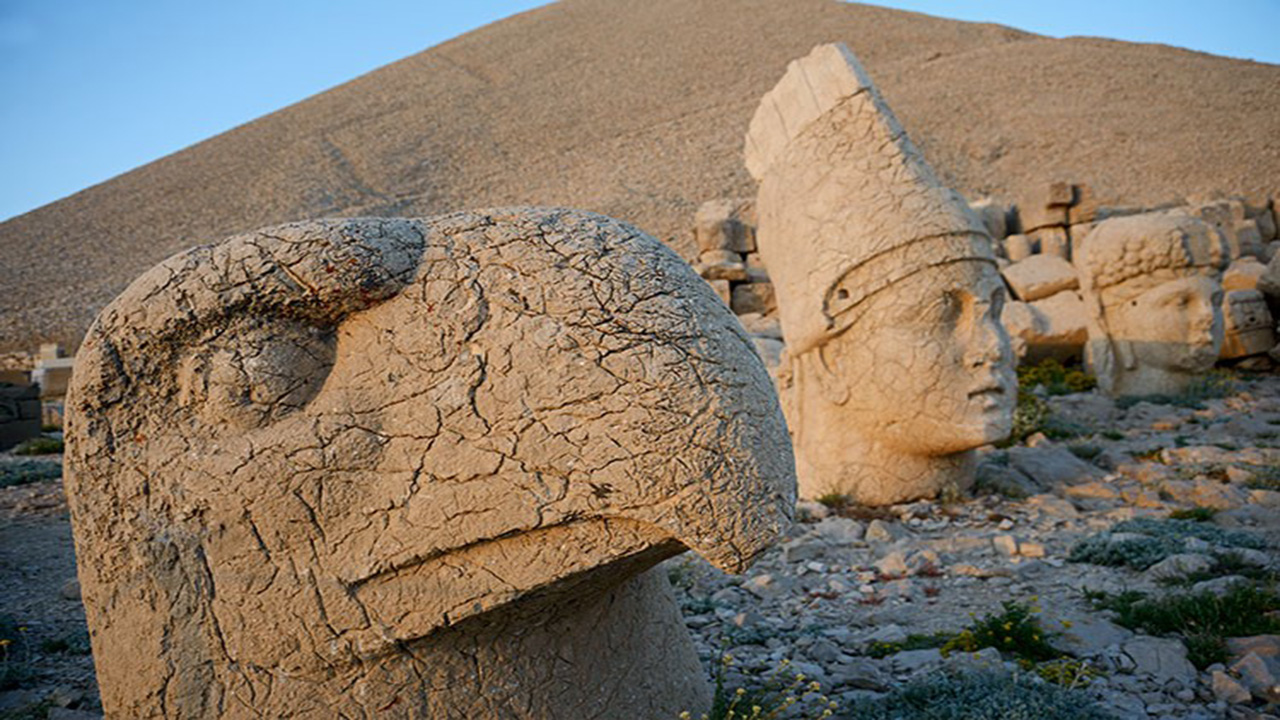 MT. NEMRUT