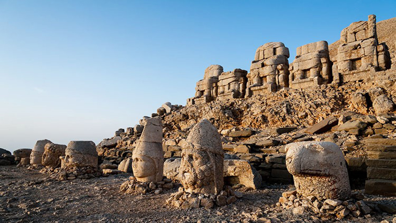 MT. NEMRUT